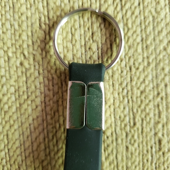 New Sperry TopSider Black Rubber Keychain - Picture 5 of 6